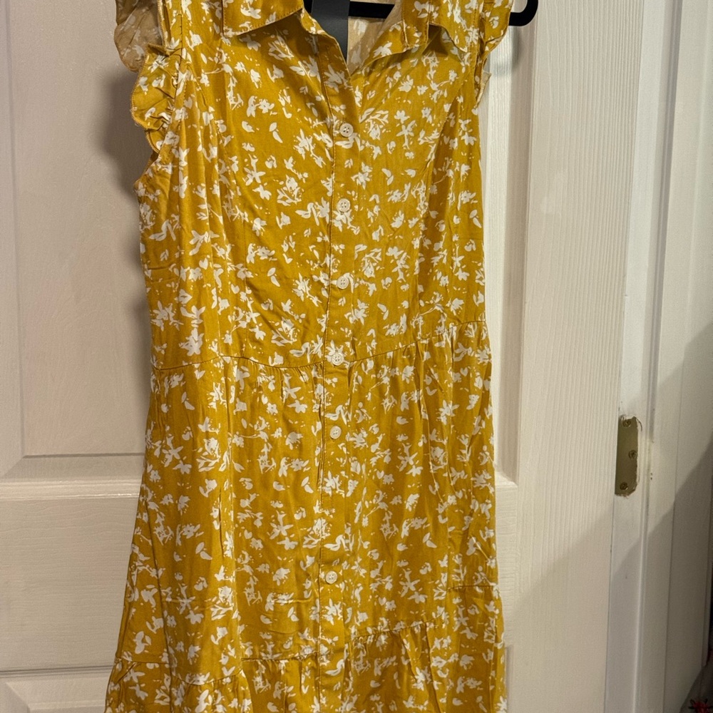 Allegra K Mustard Floral Dress NWT.. Size S